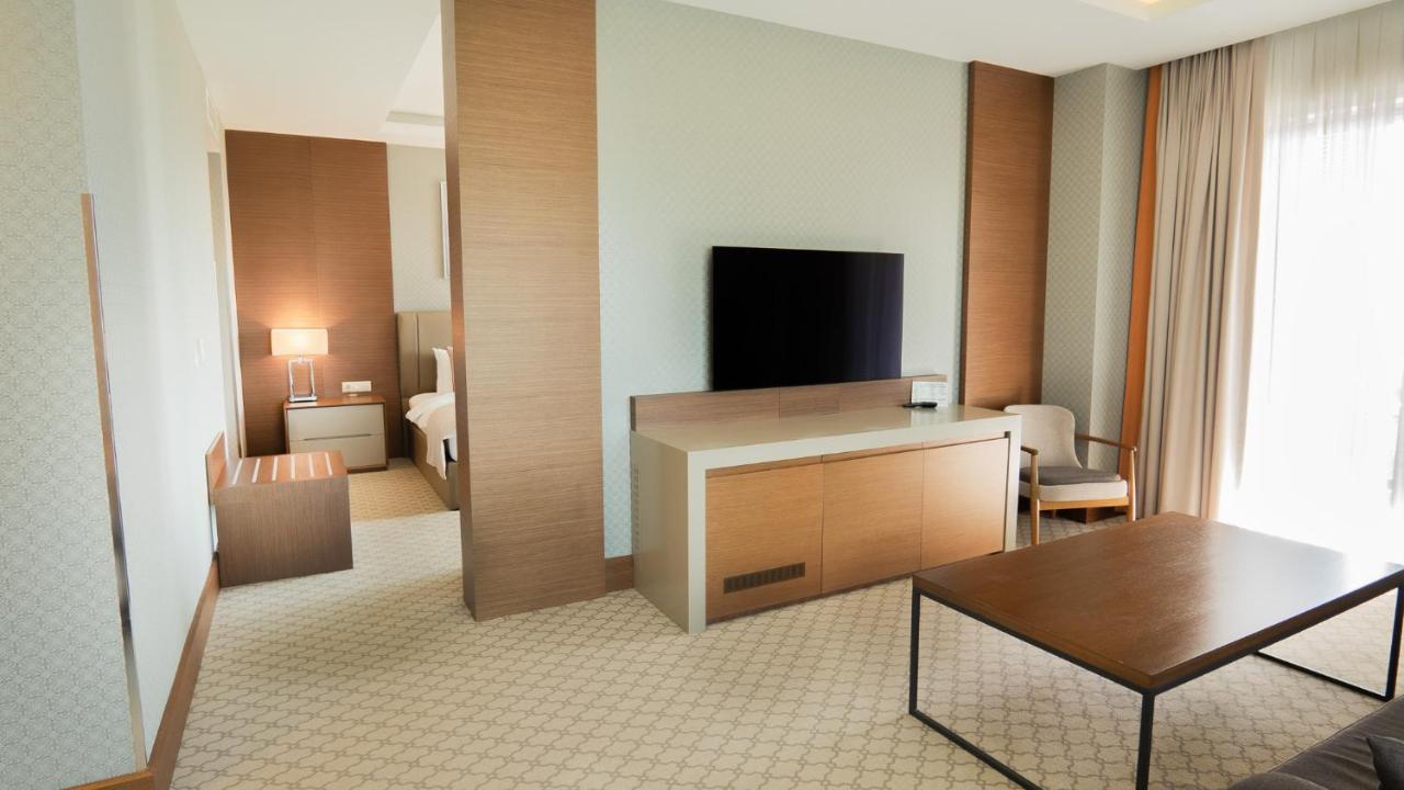 Motel Heksapolis Tavsancil エクステリア 写真